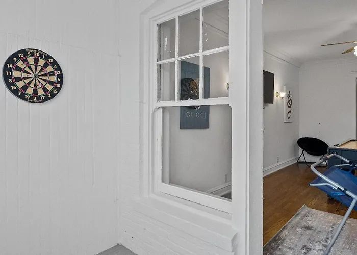 Charming 3br Escape In The Heart Of Hyde Park * Chicago